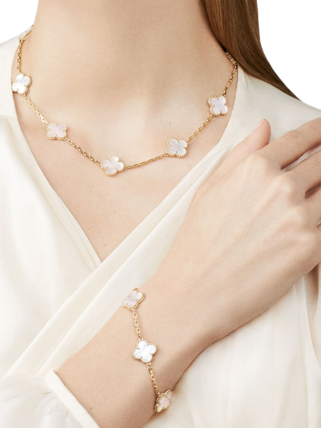 P136 VAN CLEEF & ARPELS ALHAMBRA BRACELET — product image 2